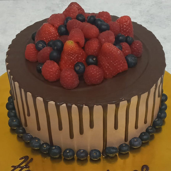 Dark Chocolate Mix Berry Cake